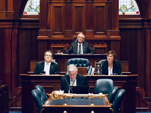 Mesa Diretora: função administrativa justifica maior subsídio?